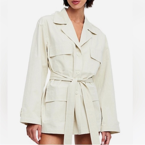 Lioness Dresses & Skirts - Lioness Giselle Trench Coat Mini Dress in Beige without tie belt Size L